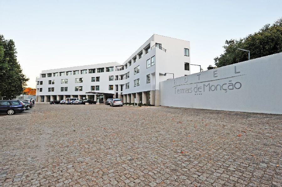 Hotel Bienestar Termas De Moncao Exterior photo